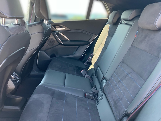 Bild 8: BMW iX2 eDrive20 U10 HB0