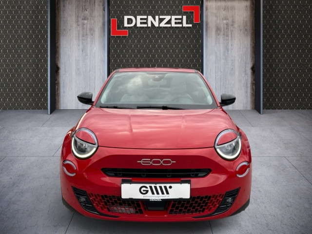 Bild 12: Fiat 600 Hybrid 100