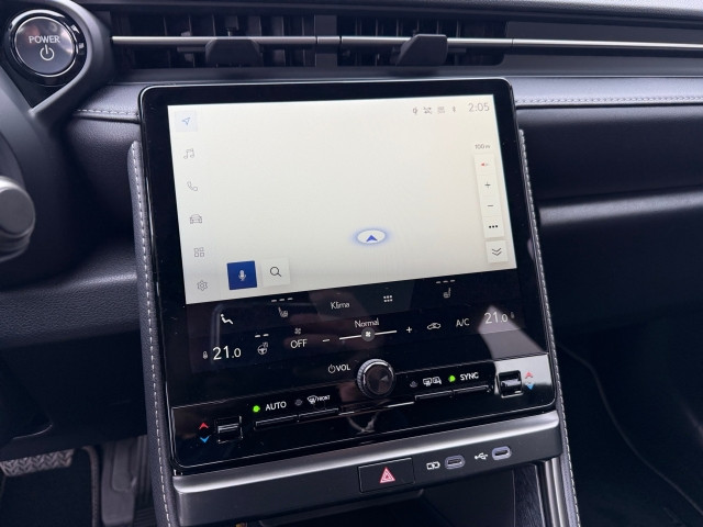 Bild 7: Lexus LBX Relax CVT 4x4