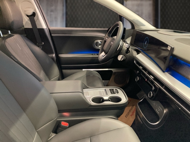 Bild 5: Hyundai IONIQ 9 Calligraphy 110 kWh 4WD 96c71-O1/2/3