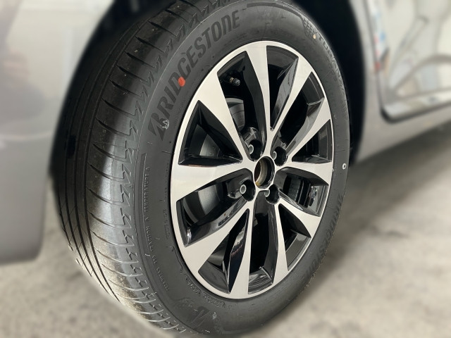 Bild 4: Mitsubishi Colt 1,6 HEV YUKI Invite S+C AT 25