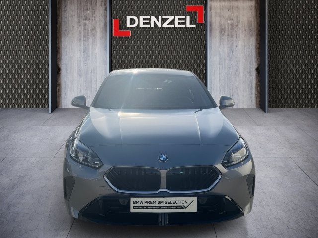 Bild 12: BMW 120 5-Türer F70 B38