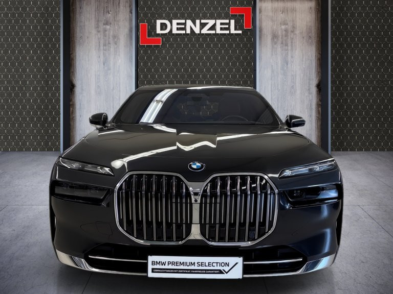 Bild 12: BMW 750e xDrive Limousin