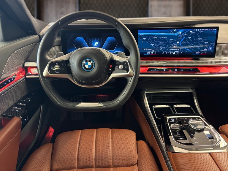 Bild 6: BMW 750e xDrive Limousin