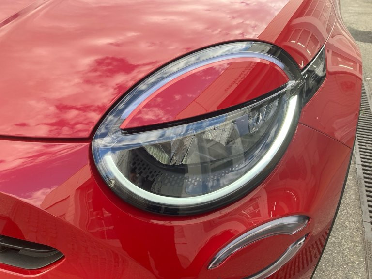 Bild 11: Fiat 600 Hybrid 100 6-Gang eDCT La prima