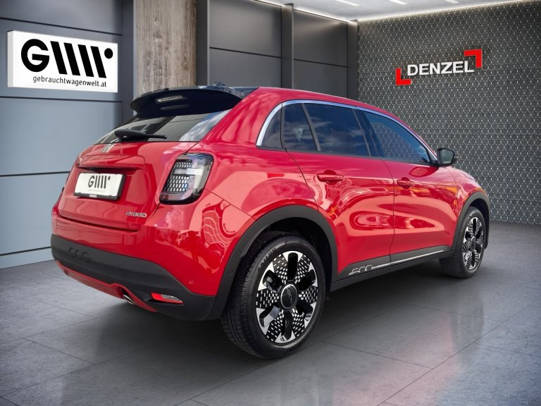 Bild 3: Fiat 600 Hybrid 100 6-Gang eDCT La prima
