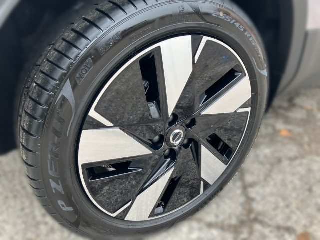 Bild 4: VOLVO PKW EX40 Ultra, Single Motor Extended Range, Vollelektrisch