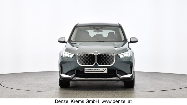 Bild 3: BMW iX1 eDrive20 U11 HB0