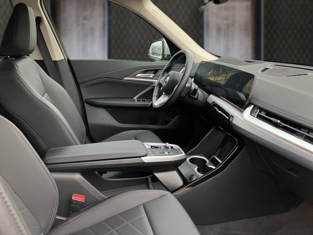 Bild 5: BMW iX1 eDrive20 U11 HB0