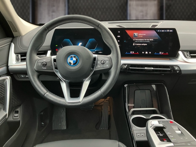 Bild 6: BMW iX1 eDrive20 U11 HB0