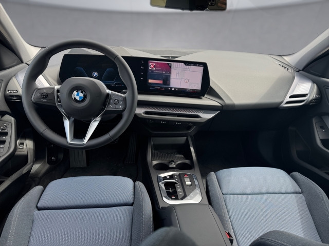 Bild 8: BMW 120 5-Türer F70 B38