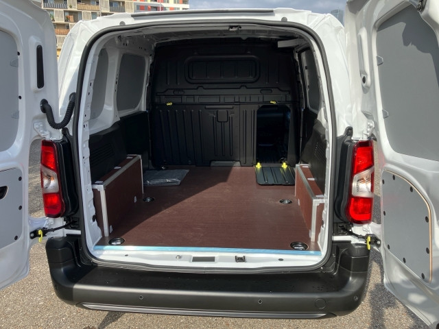 Bild 6: Fiat Transporter Doblo Serie 3 KW L1 BlueHDI 100 MT