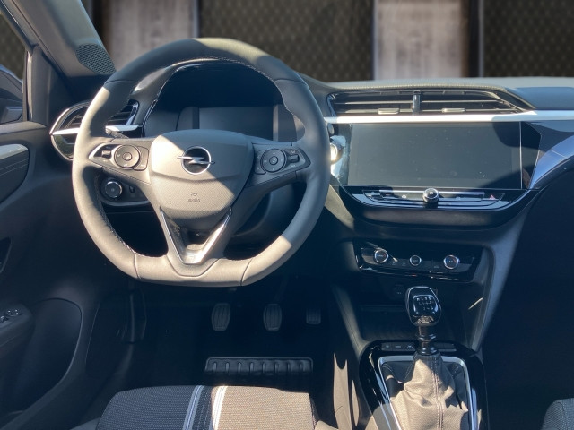 Bild 6: Opel Corsa GS 1.2 Direct Injection Turbo (74kW/100PS) 6-Gang