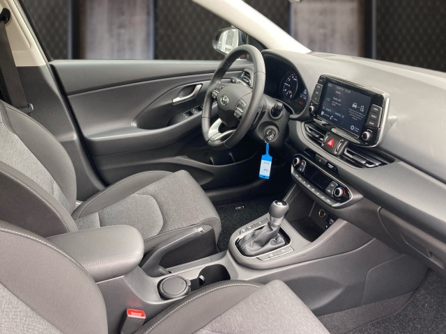 Bild 5: Hyundai i30 1,0 T-GDI Edition 30 Plus DCT Aut.