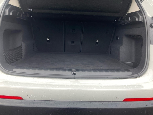 Bild 9: BMW iX1 eDrive20 U11