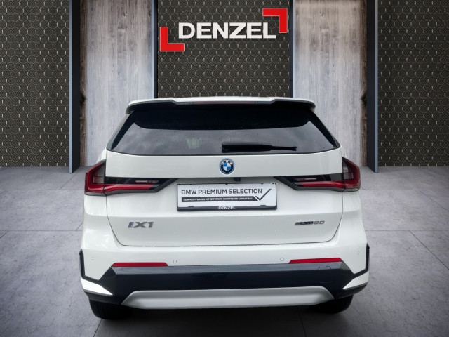 Bild 10: BMW iX1 eDrive20 U11