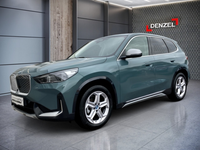 Bild 0: BMW iX1 eDrive20 U11