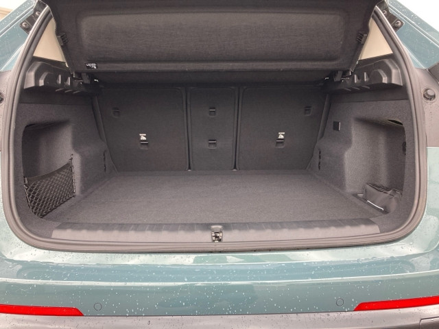 Bild 9: BMW iX1 eDrive20 U11