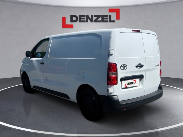 Bild 2: Toyota Pro Ace 1,5 D-4D 120
