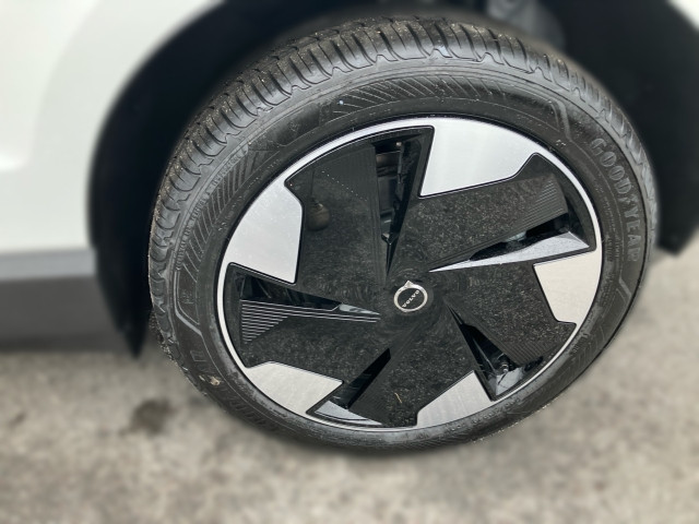 Bild 4: VOLVO PKW EX30 Plus, Single Motor Extended Range, Vollelektrisch