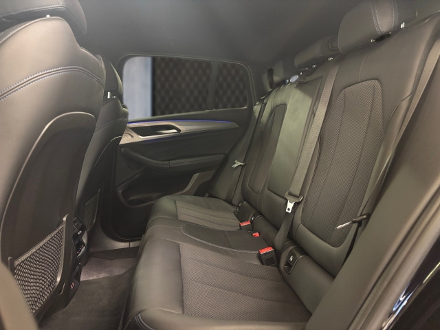 Bild 8: BMW X4 xDrive 20d 48 V A