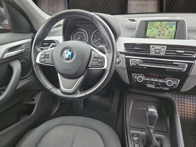 Bild 6: BMW X1 sDrive18d Advanta