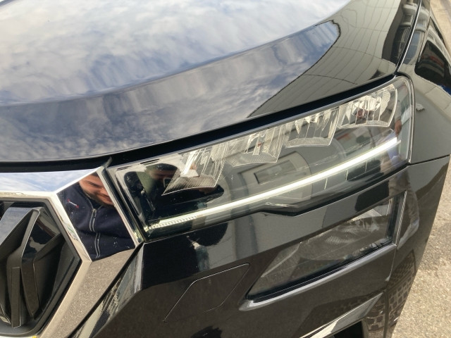 Bild 11: Skoda Karoq 1,0 TSI Ambition