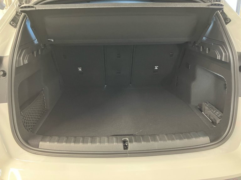 Bild 9: BMW iX1 eDrive20 U11