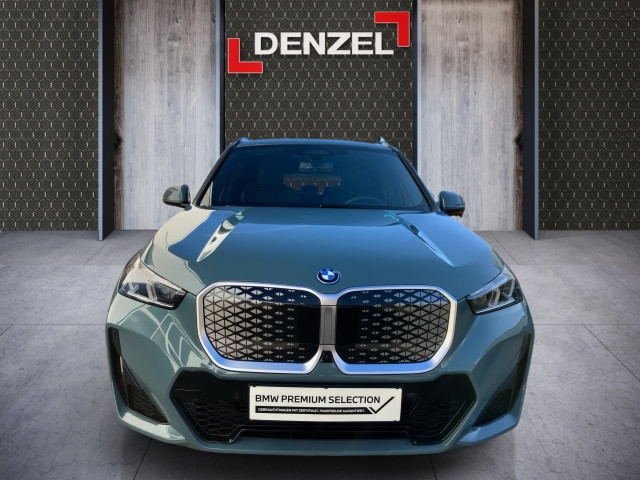 Bild 12: BMW iX1 eDrive20 U11