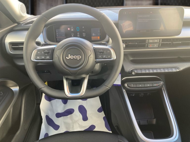 Bild 6: Jeep Avenger 1.2 e-Hybrid