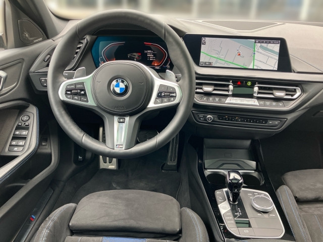 Bild 6: BMW 118d 5-Türer F40