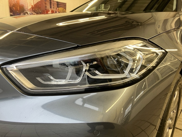 Bild 11: BMW 116d 5-Türer F40 B37