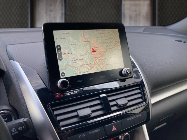 Bild 7: Mitsubishi Eclipse Cross PHEV 2,4 4WD Intense+/Diamond