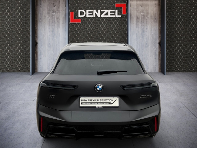 Bild 10: BMW PKW i-Serie iX M70 xDrive I20