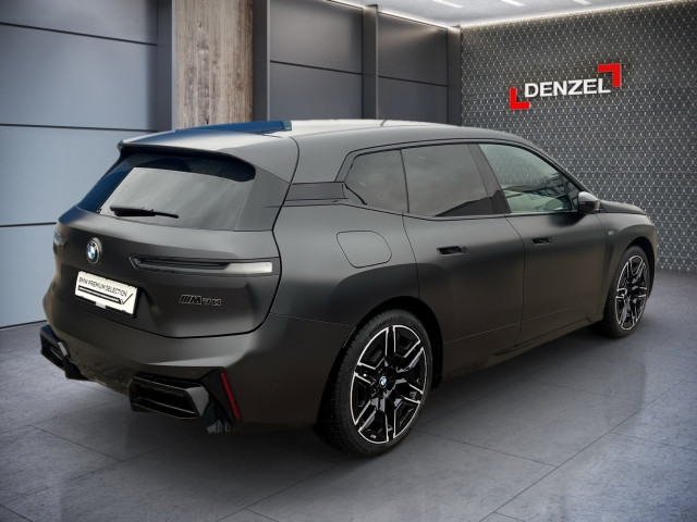 Bild 3: BMW PKW i-Serie iX M70 xDrive I20
