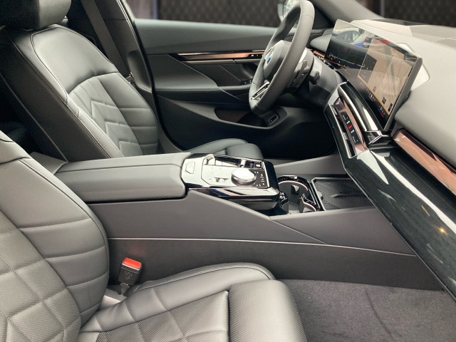 Bild 5: BMW 540d xDrive Touring G61