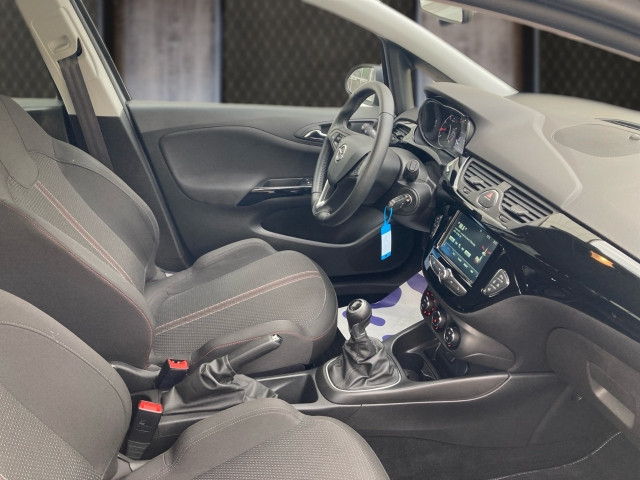 Bild 5: Opel Corsa 1,4 Turbo Black&Color Start/Stop