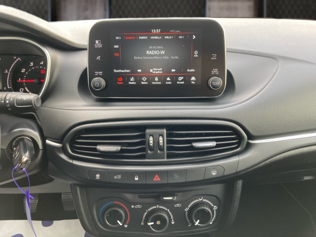 Bild 7: Fiat Tipo 1,4 16V 95 Easy