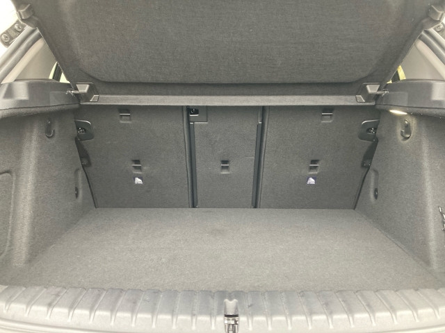 Bild 9: BMW 116d 5-Türer F40 B37