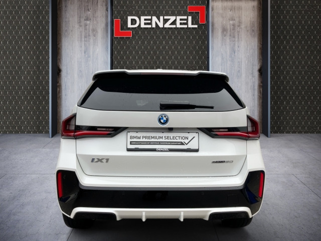 Bild 10: BMW iX1 eDrive20 U11