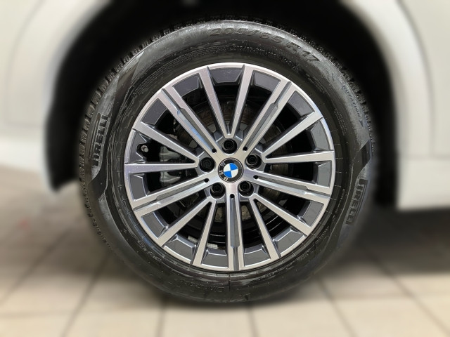 Bild 4: BMW iX2 eDrive20 U10 HB0