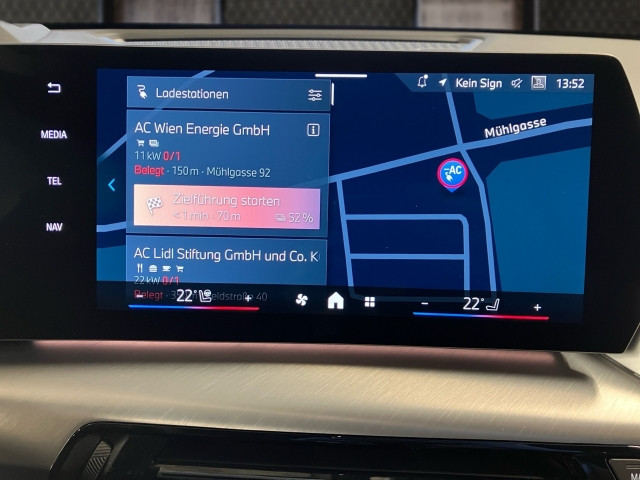 Bild 7: BMW iX2 eDrive20 U10 HB0