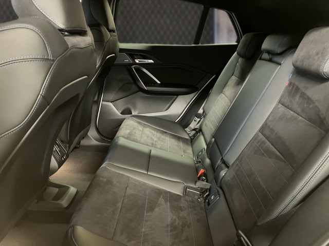 Bild 8: BMW iX2 eDrive20 U10 HB0