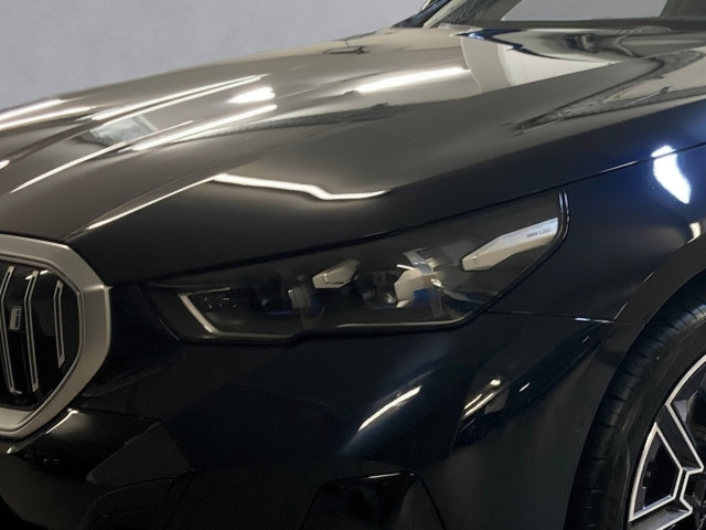 Bild 12: BMW i5 xDrive40 Touring