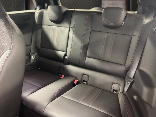 Bild 8: Mini Cooper SE J01 HC0