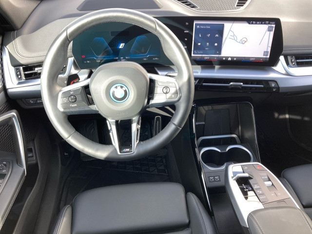 Bild 6: BMW iX1 xDrive30 U11