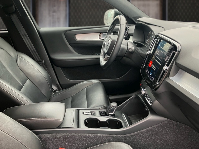 Bild 5: VOLVO PKW XC40 D3 Momentum Pro Geartronic