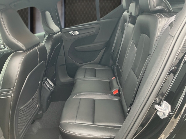 Bild 8: VOLVO PKW XC40 D3 Momentum Pro Geartronic