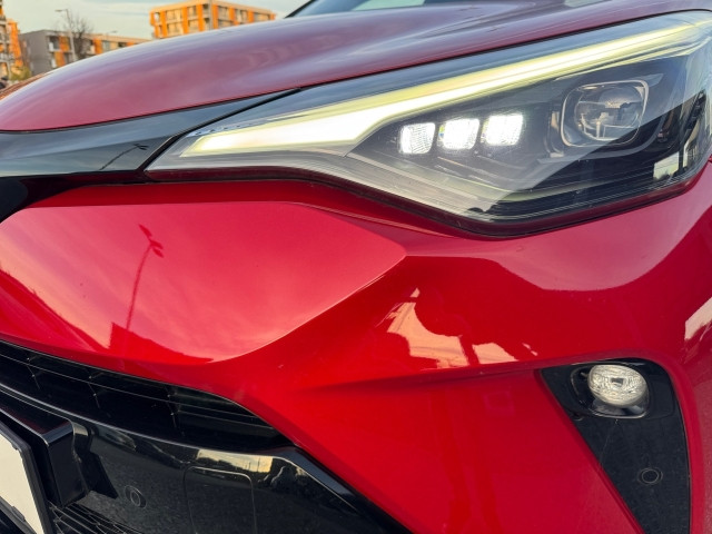 Bild 11: Toyota C-HR - 2,0 l  Hybrid 4x2, GR-SPORT CVT