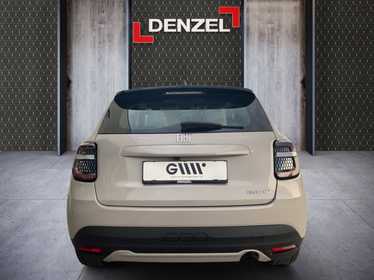 Bild 10: Fiat 600 Hybrid 100 6-Gang eDCT